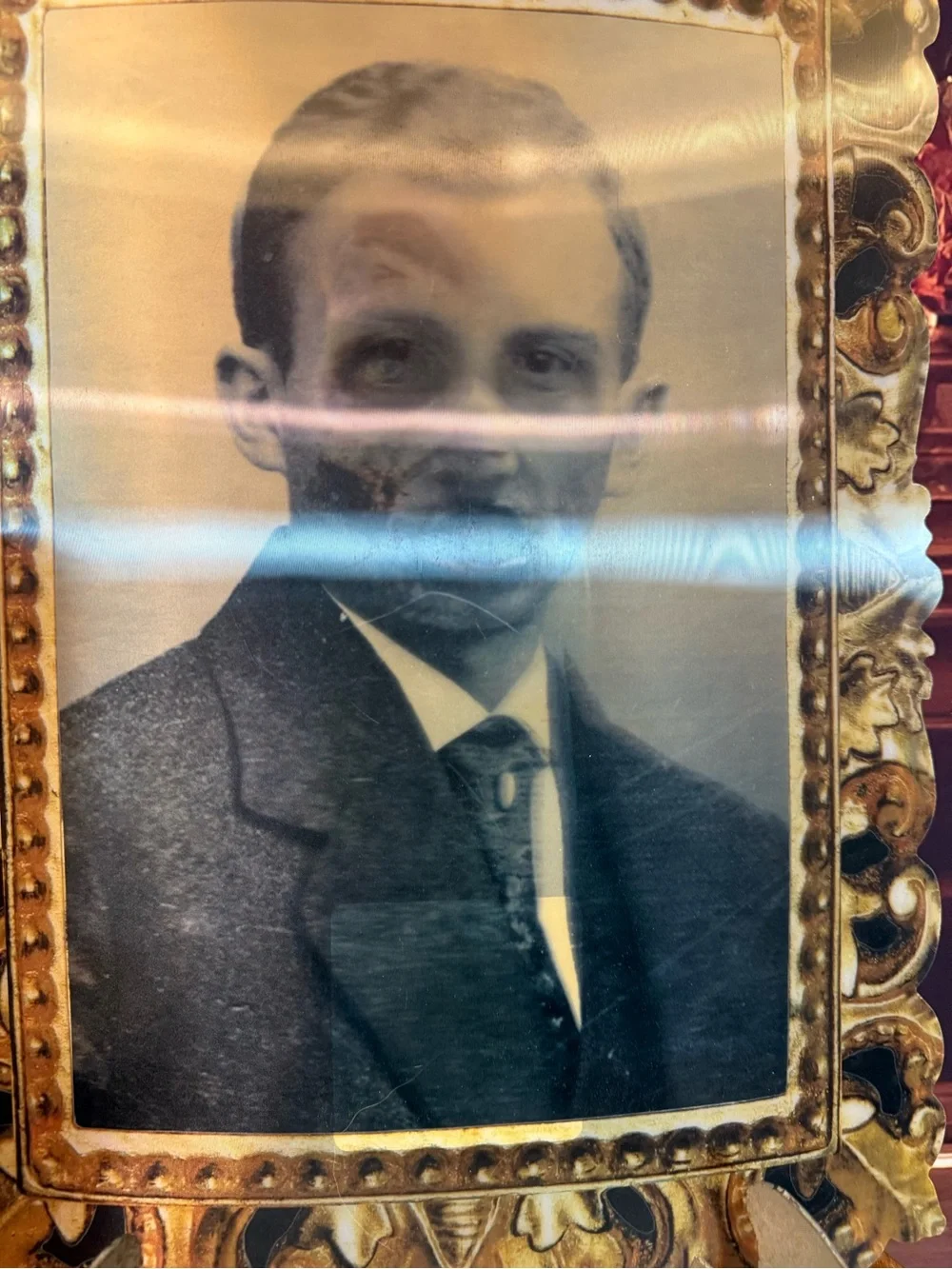 Halloween Lenticular Faux Antique Portrait Faux Ornate Frame Haunted House Home